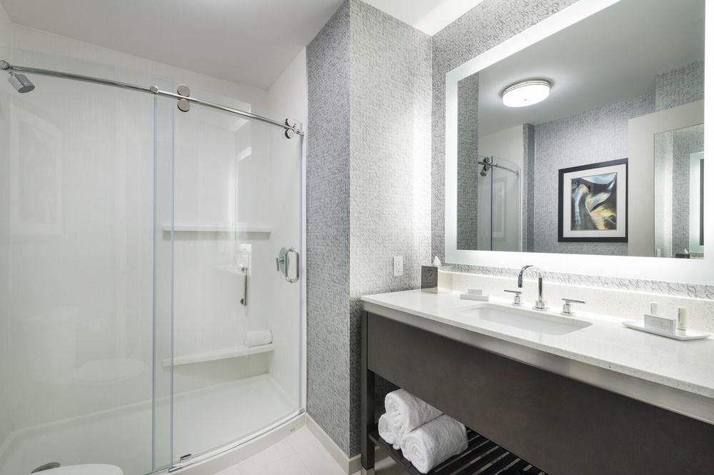 Towneplace Suites By Marriott Boston Logan Airport/Челси Экстерьер фото