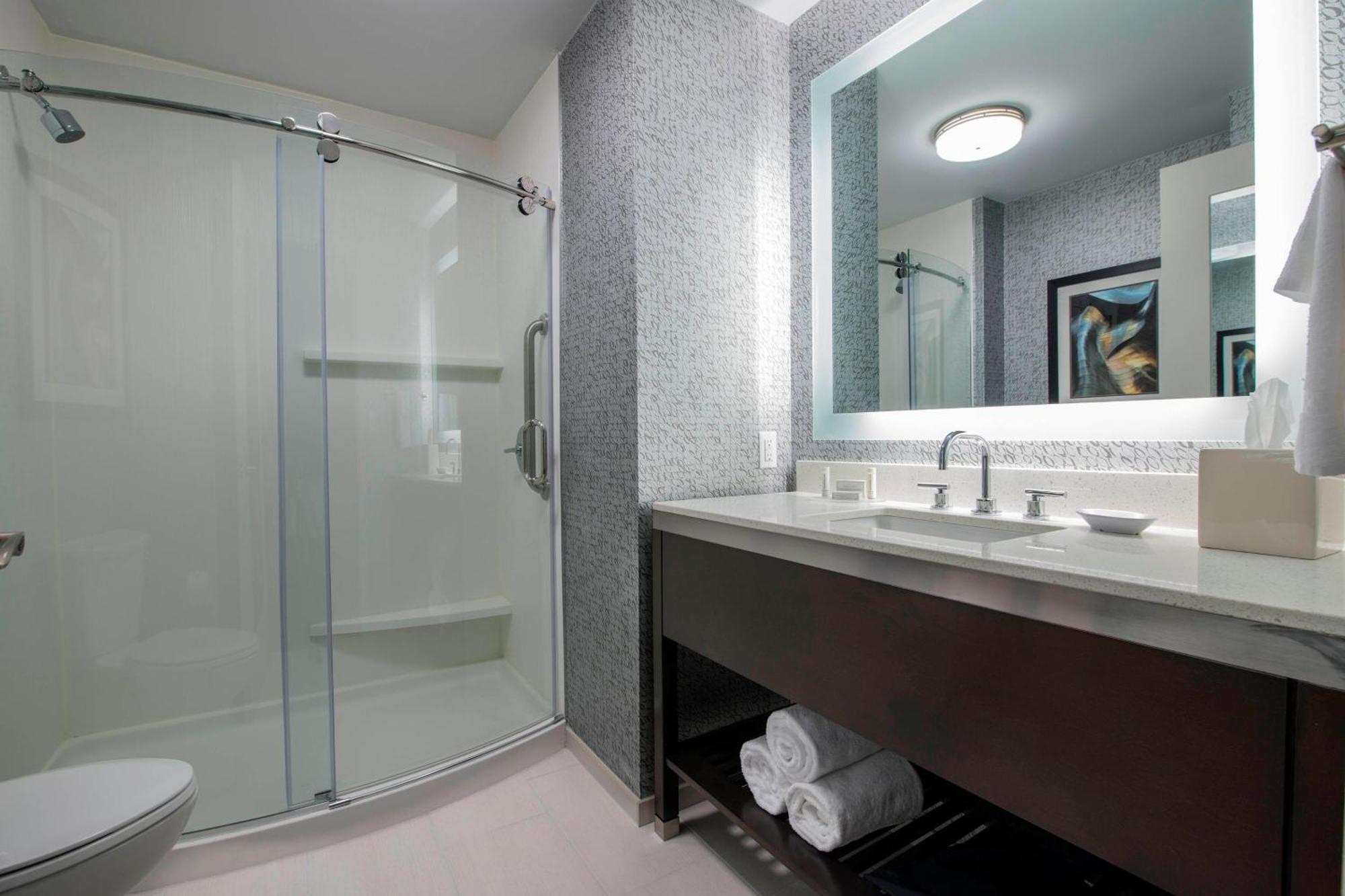 Towneplace Suites By Marriott Boston Logan Airport/Челси Экстерьер фото