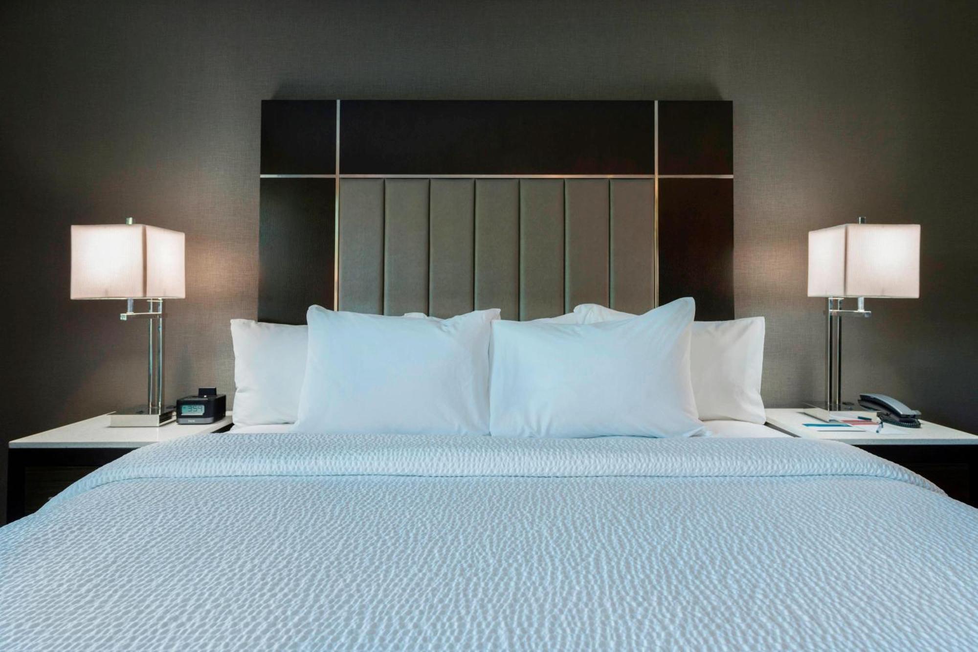 Towneplace Suites By Marriott Boston Logan Airport/Челси Экстерьер фото