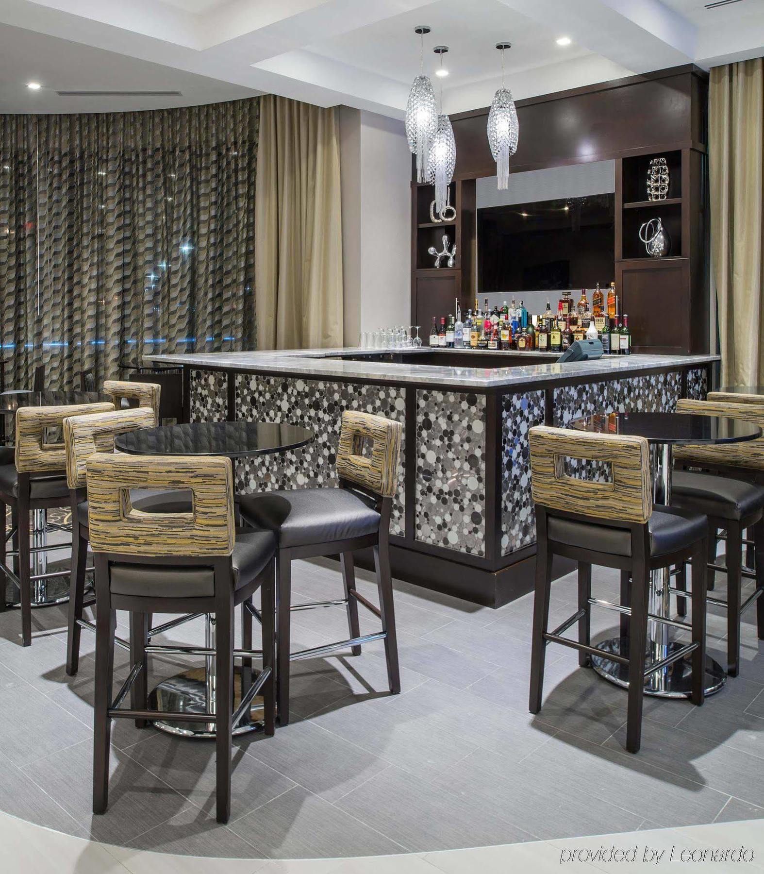 Towneplace Suites By Marriott Boston Logan Airport/Челси Экстерьер фото